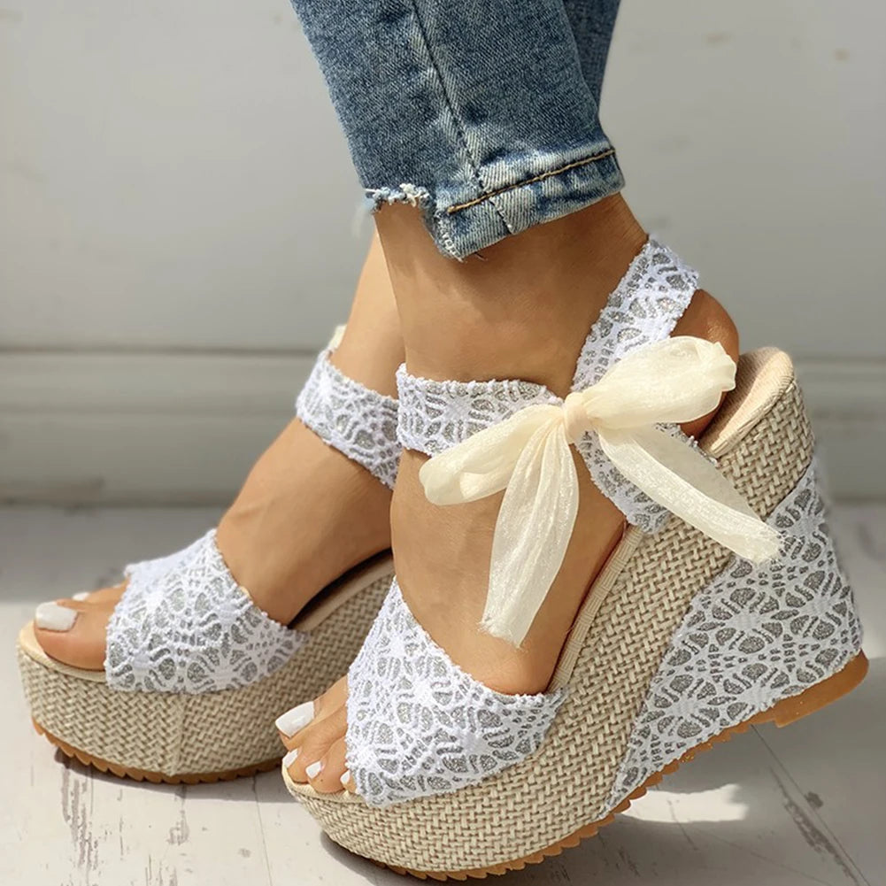 Elegant sandals Modern sneakers Comfortelegant sandals for women" "modern sneaker collection" "comfortable summer sandals" "sporty sneakers for daily activities" "trendy footwear for any occasion"able sandals Sporty sneakers Trendy footwear 